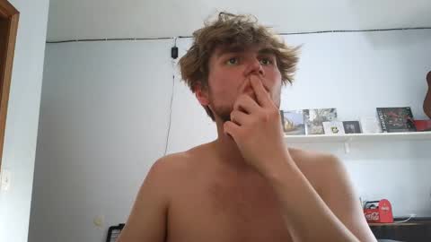 bigskinnyboyshh online show from May 14, 10:41 pm