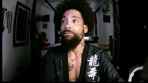 bigtawkz online show from November 24, 2:10 am