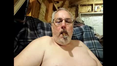 Biguy52 online show from December 21, 8:50 am