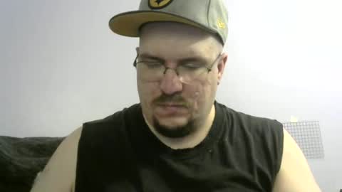 bigxcountry_39 online show from April 14, 2:04 am