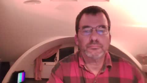 bikertom1988 online show from December 7, 9:28 pm