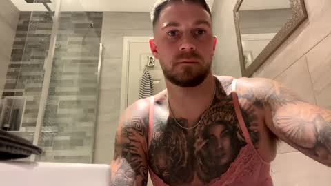 Billicdx online show from December 19, 6:01 pm