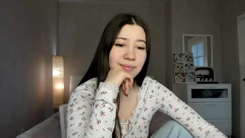 bina_mima online show from April 24, 8:49 am