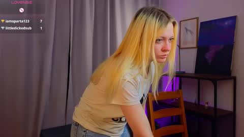 Alice online show from April 19, 6:10 pm