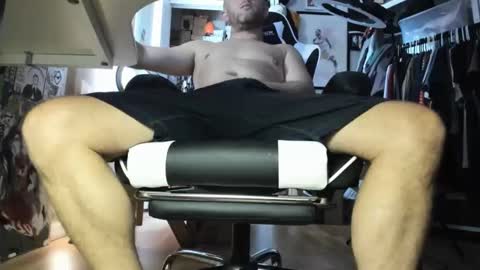 bisexualjay online show from May 19, 3:30 pm