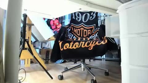 bisexualjay online show from October 23, 12:06 pm