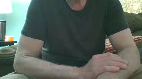 bizzybeejc online show from May 12, 7:12 pm
