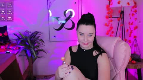 Black   Barbie online show from November 3, 10:55 pm