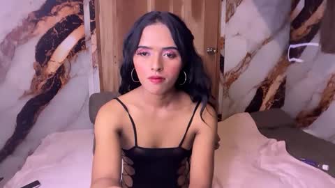 black_bag69 online show from April 24, 1:02 pm