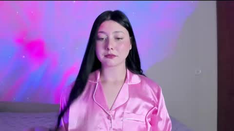 Snapshot of black_berry_bla_ck chatting on January 7, 3:54 pm black_berry_bla_ck online show from January 7, 3:54 pm