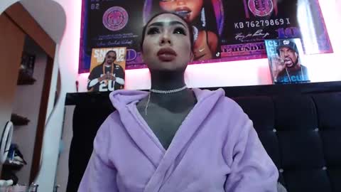 Snapshot of black_eyestattoo chatting on January 9, 5:33 pm karenth soto online show from January 9, 5:33 pm