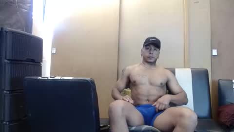 black_hot26 online show from January 21, 1:21 pm