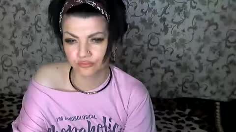 black_hot_01 online show from September 27, 10:51 pm