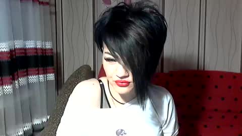 black_hot_01 online show from March 6, 4:52 am