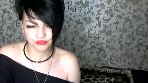 black_hot_01 online show from November 18, 12:13 am