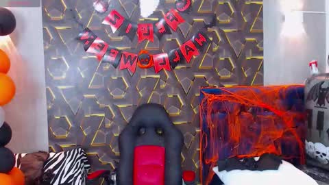 black_king_241 online show from October 21, 5:12 am