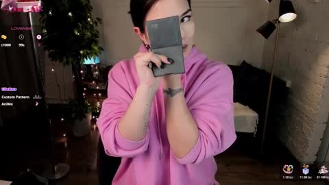 Mon Mon online show from January 8, 2:50 am