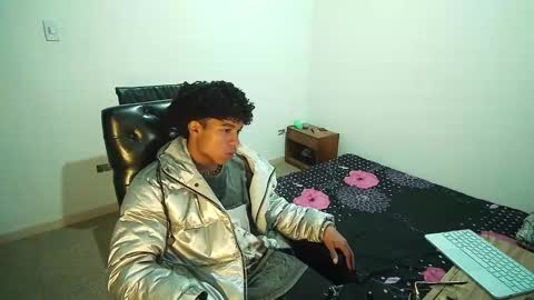 black_tentationx online show from February 4, 5:21 am