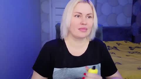 blackeyes11 online show from April 11, 7:45 am