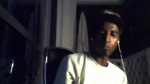 Snapshot of blackhanter69 chatting on November 30, 6:59 pm blackhanter69 online show from November 30, 6:59 pm