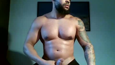 Macauly online show from October 27, 8:09 pm