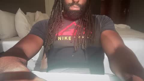 blackmuscles77 online show from February 19, 6:51 pm