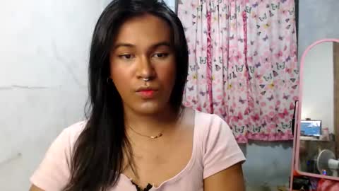 Ellez online show from April 17, 10:50 am