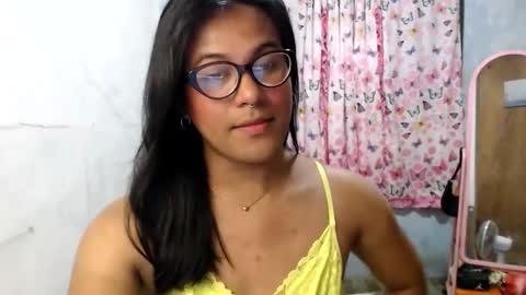 Ellez online show from March 9, 10:53 am