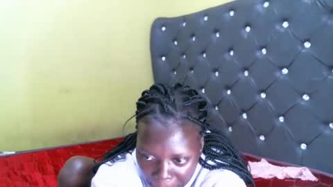 Brenda and Niffa online show from December 10, 6:33 am