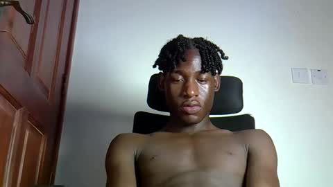 blacktwinkl online show from April 19, 3:24 pm