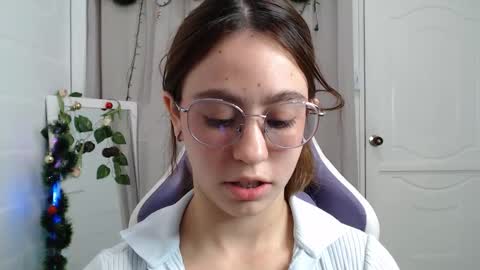   online show from December 19, 4:57 pm