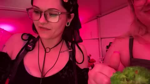 BlaizeyBBy online show from April 23, 2:52 am