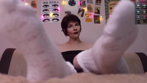 Britney online show from April 29, 5:30 pm