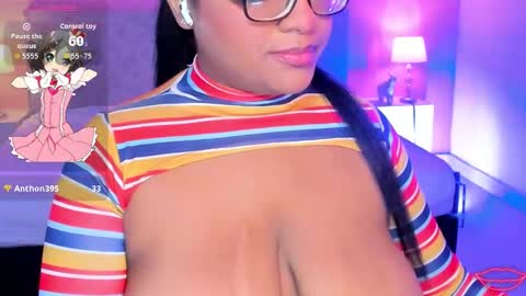 Snapshot of blakmillerrgilson1 chatting on October 23, 9:48 pm Blak Miller Gilson online show from October 23, 9:48 pm