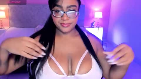 Snapshot of blakmillerrgilson1 chatting on October 20, 8:36 pm Blak Miller Gilson online show from October 20, 8:36 pm