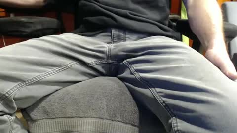 bleedgreengoo online show from October 7, 4:36 pm