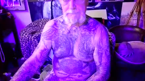 blindsurfer780299 online show from July 12, 10:35 pm
