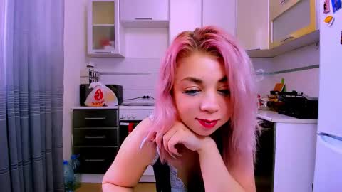 Snapshot of blinkofeyess chatting on January 25, 9:04 am Nicole online show from January 25, 9:04 am