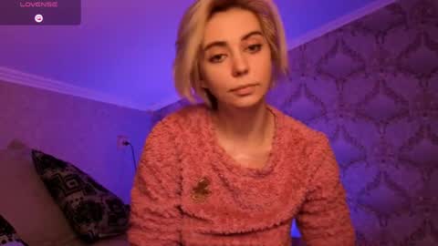 Ann and Lion online show from April 7, 10:01 pm