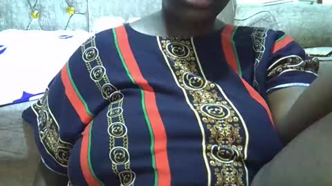 Snapshot of blonde202 chatting on December 3, 2:11 pm Abbygael online show from December 3, 2:11 pm