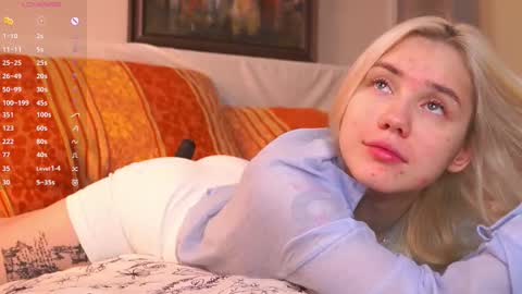 Adeline online show from November 27, 5:59 am