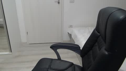 Juliet online show from February 3, 6:01 pm