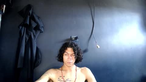 Snapshot of blue_morningstar chatting on October 26, 3:55 pm bunbury online show from October 26, 3:55 pm