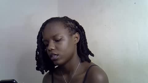 blue_savagee online show from December 1, 1:42 pm