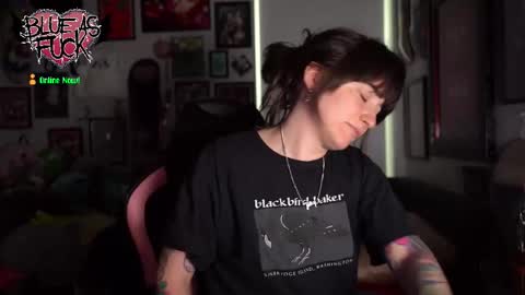 Blue online show from March 21, 1:33 am