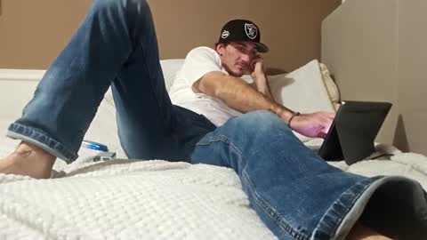 Dominick Wyte online show from December 5, 2:47 am