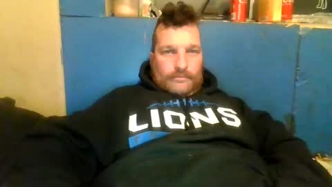 Snapshot of bluedemoneyes1986 chatting on February 27, 2:25 am bluedemoneyes1986 online show from February 27, 2:25 am