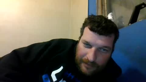 Snapshot of bluedemoneyes1986 chatting on February 12, 2:03 am bluedemoneyes1986 online show from February 12, 2:03 am