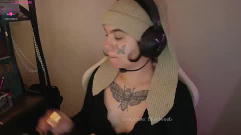 Blue online show from February 8, 5:00 am