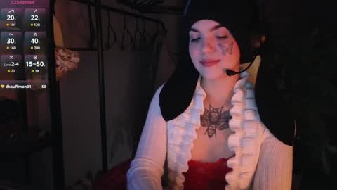 Blue online show from December 22, 5:22 am